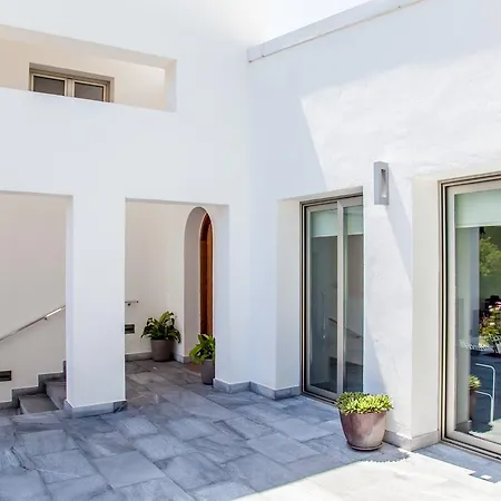 Villa Cubo's El Tejar *